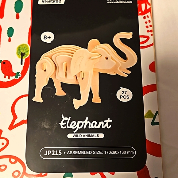 3 NWT Animal Puzzle Model Kits - Picture 6 of 10